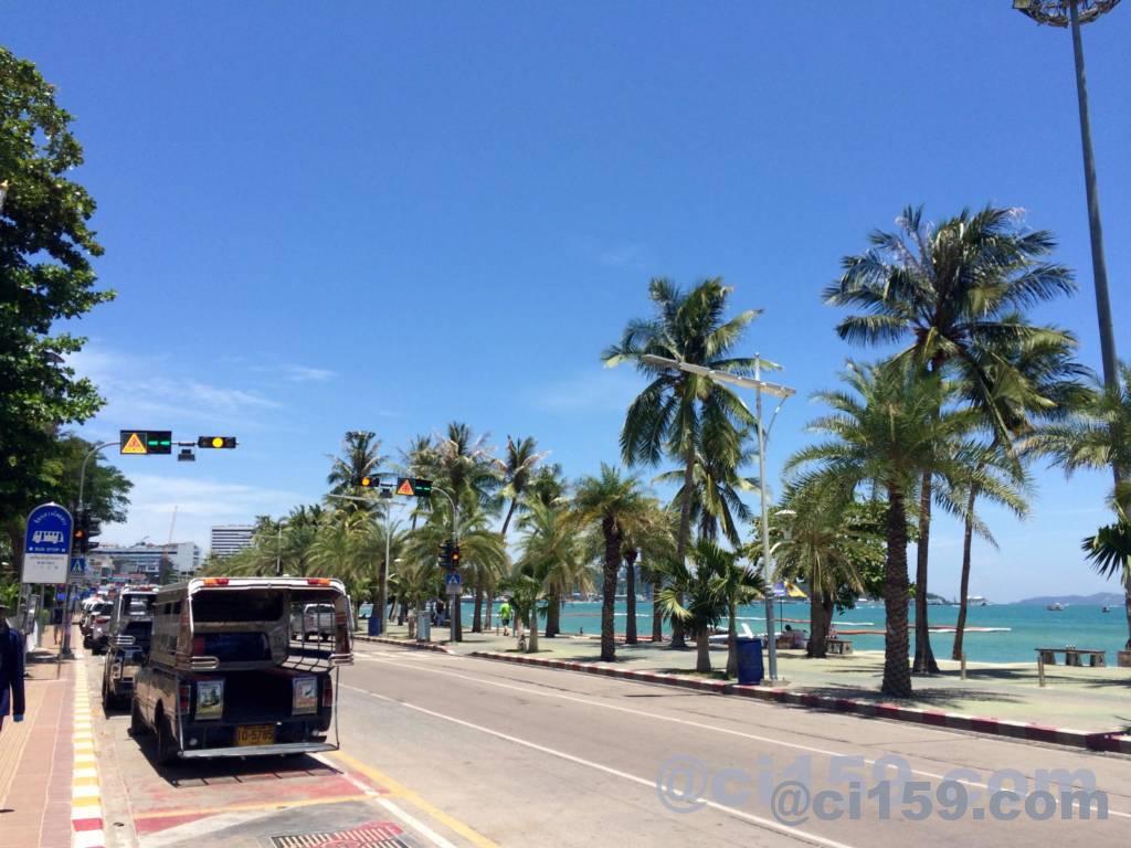 パタヤビーチロード