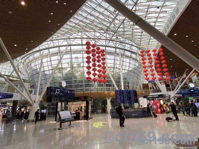 クアラルンプール国際空港 Klia で乗り継ぎ クアラルンプール国際空港 Klia で乗り継ぎ