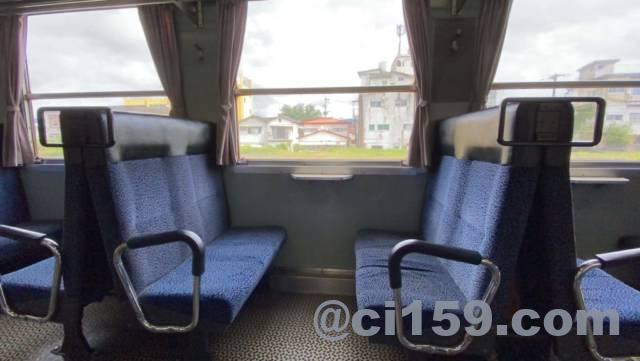 久大本線キハ125系の座席
