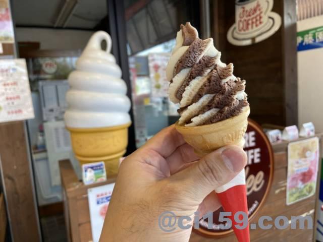 宇佐神宮で購入したソフトクリーム