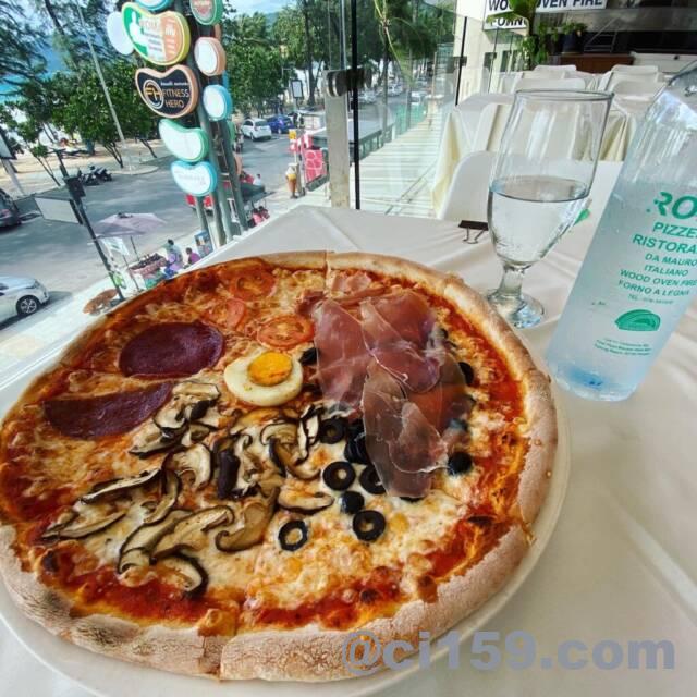 パトンビーチ「ROMA」のピザ