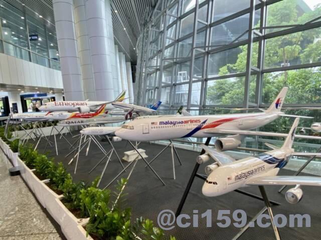 クアラルンプール国際空港の飛行機模型