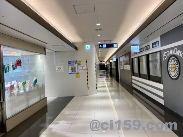 関西国際空港3階レストラン&ショッピングエリア