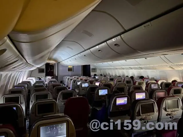 フライトレビュー】タイ国際航空TG623で関西空港からタイへー2022年7月