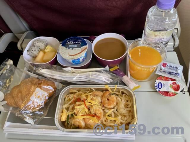 タイ国際航空TG622便の機内食