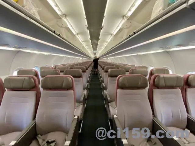 フライトレビュー】キャセイパシフィック航空CX907便で香港から