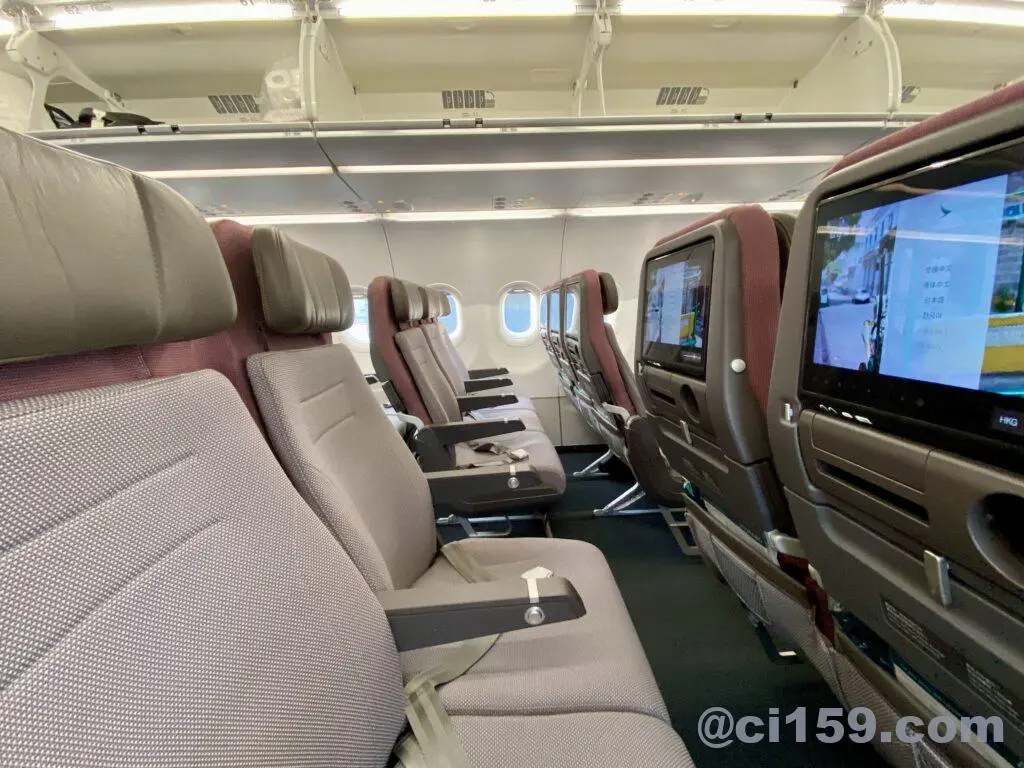 CATHAY PACIFIC 機内ノベルティ　2種類 CATHAY PACIFIC 機内ノベルティ 2種類
