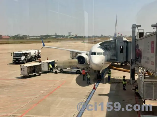駐機中のシンガポール航空