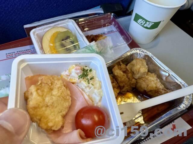 深セン航空の機内食