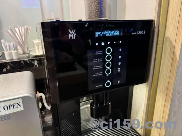 コーヒーマシン