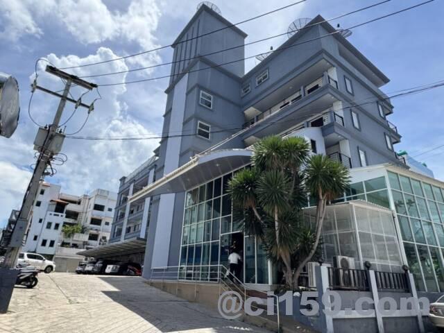 Embryo Hotel
