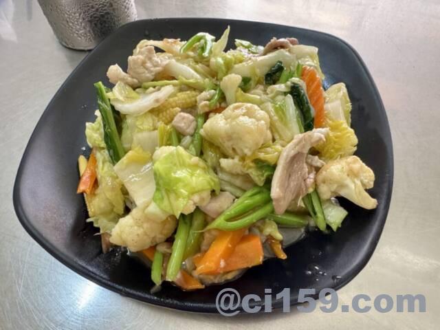 Mixed Vegetable Stir-fry with Pork