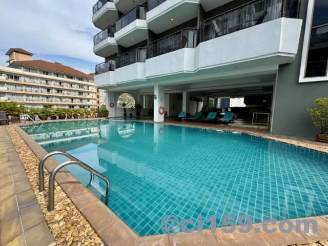 Mike Beach Resort Pattaya