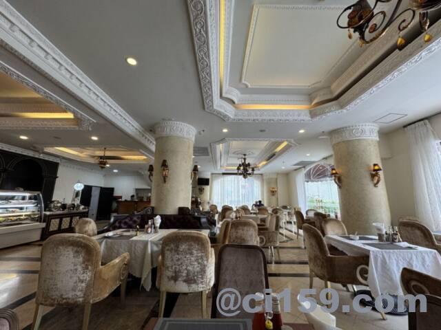 LK METROPOLEの朝食会場