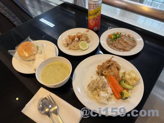 「Miracle lounge」の食事