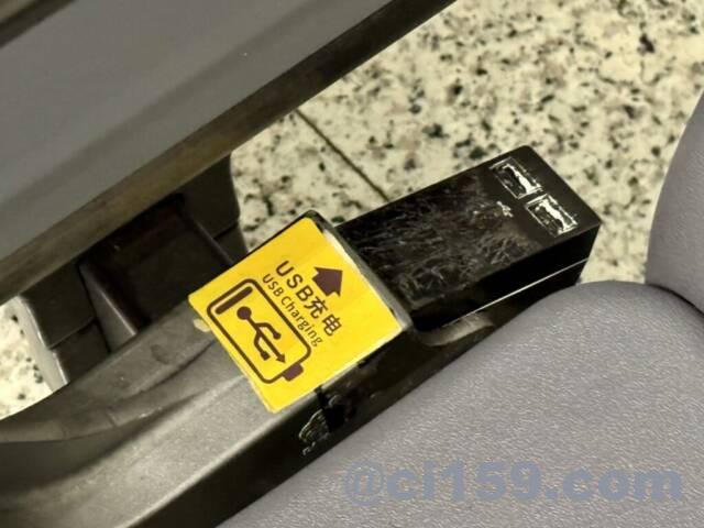 壊れているUSBポート