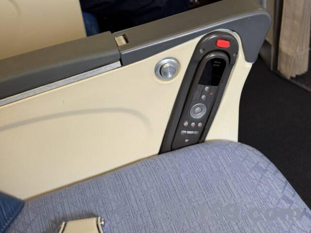 バルクヘッドの座席