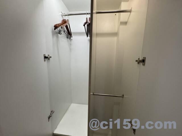 クローゼットの中