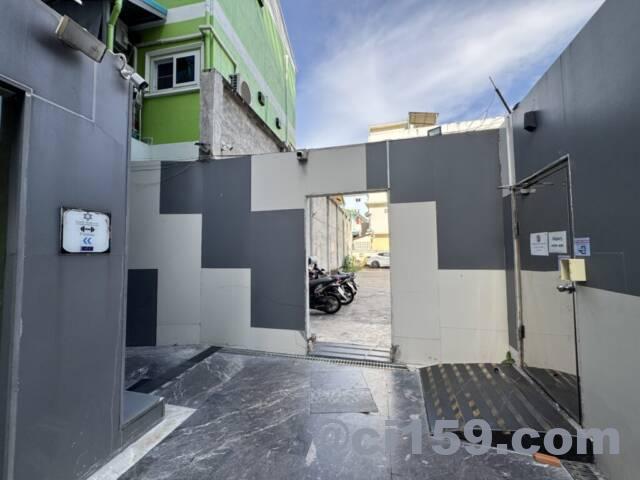 駐車場の連絡口