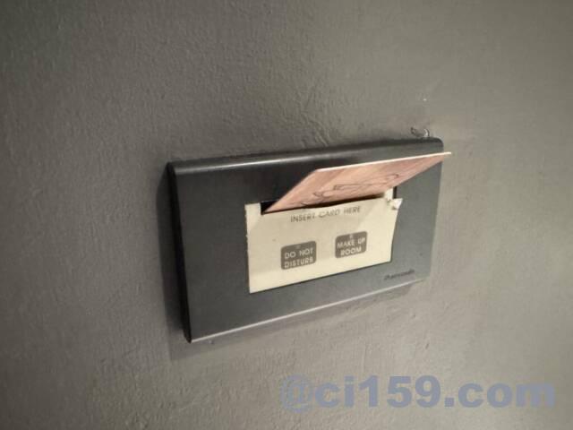 The Weekend Pattayaの通電用カード