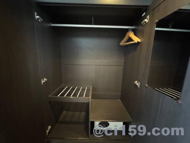 クローゼットの中