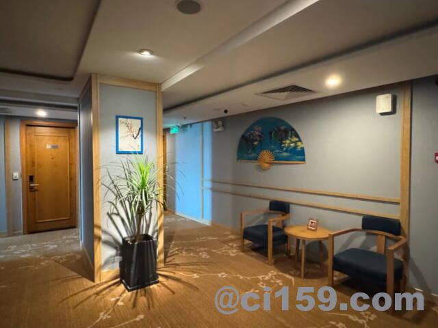 SALA Danang Beach Hotel