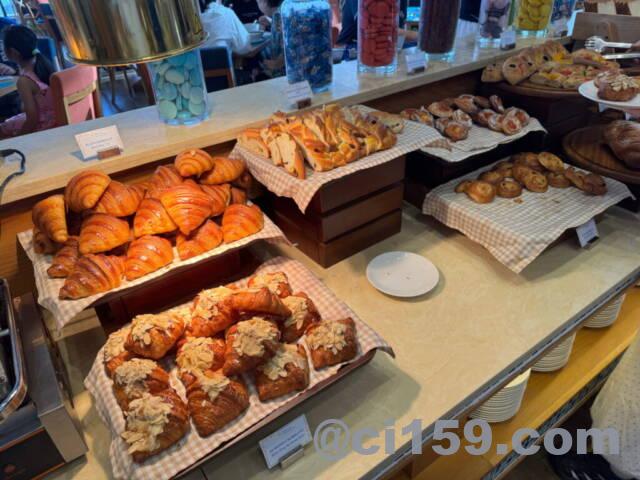 SALA Danang Beach Hotelの朝食