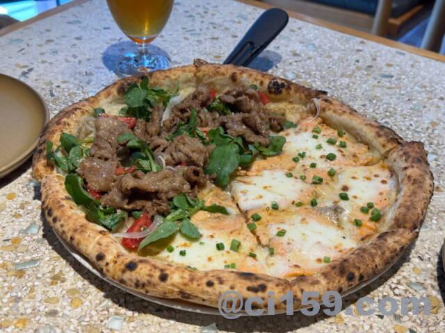 ダナンで人気のピザ