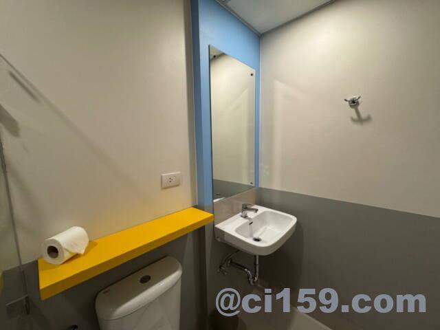 HOP INNのバスルーム