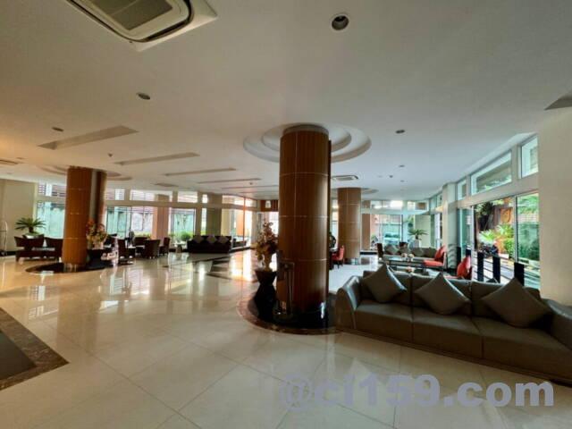 オーガストスイーツのロビー