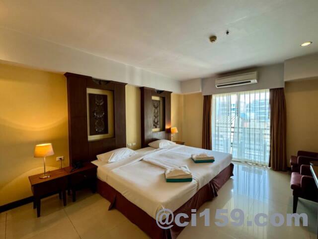 Golden Sea Pattaya