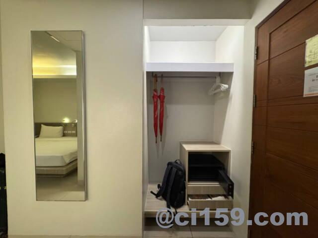 Sunshine Hotel & Residences