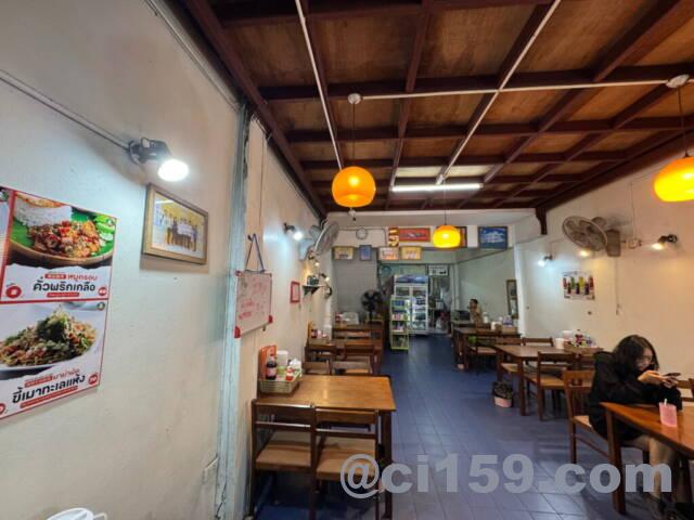 タイのローカルレストラン