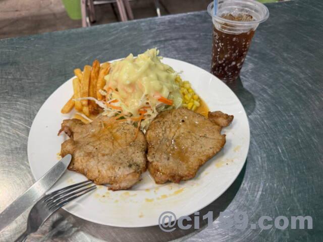 ポークステーキとコーラ