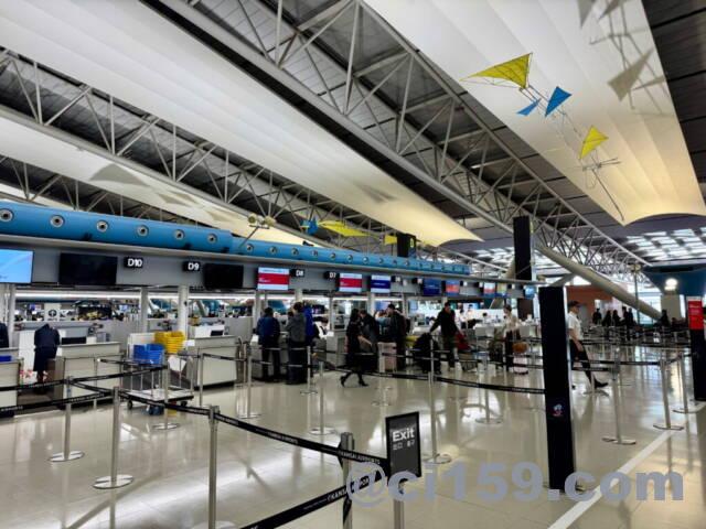 関西空港Dカウンター