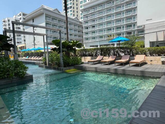HOTEL VISTAのプール