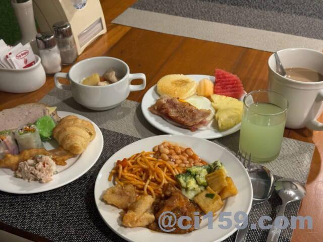 Sunshine Hotel and Residencesの朝食