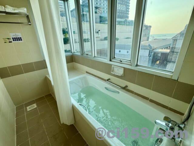 Sunshine Hotel and Residencesのバスルーム