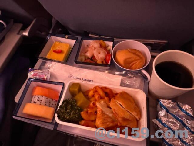 チャイナエアラインの機内食