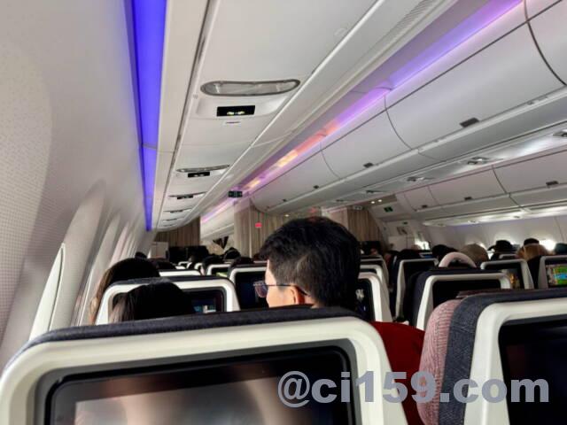 チャイナエアラインの機内