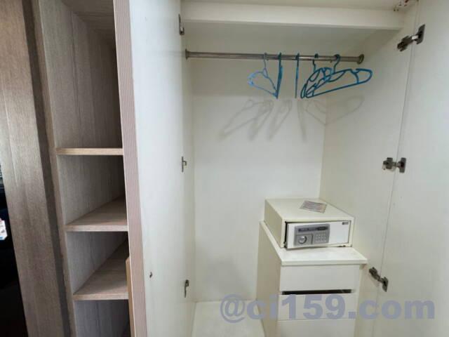 Trebel Service Apartmentのクローゼット
