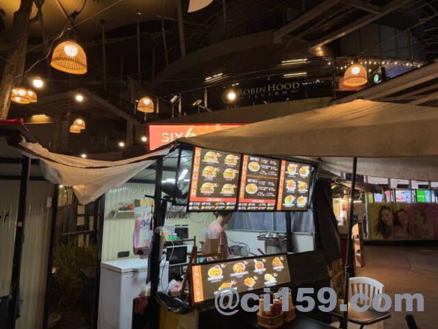 パタヤアベニューのハンバーガー屋台