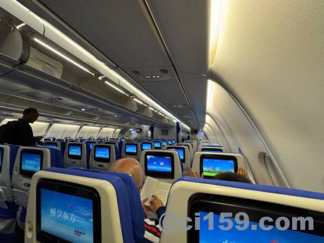 中国東方航空の機内
