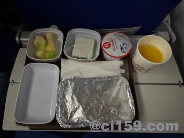 中国東方航空の機内食