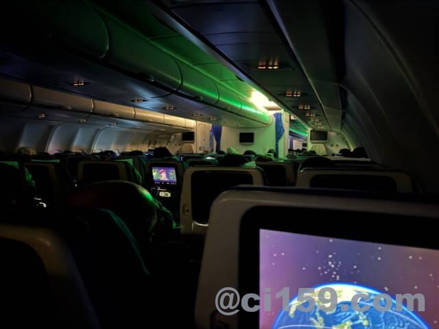 中国東方航空の機内