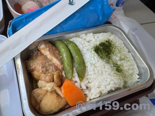 中国東方航空の機内食